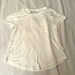 White Aeropostale Tshirt